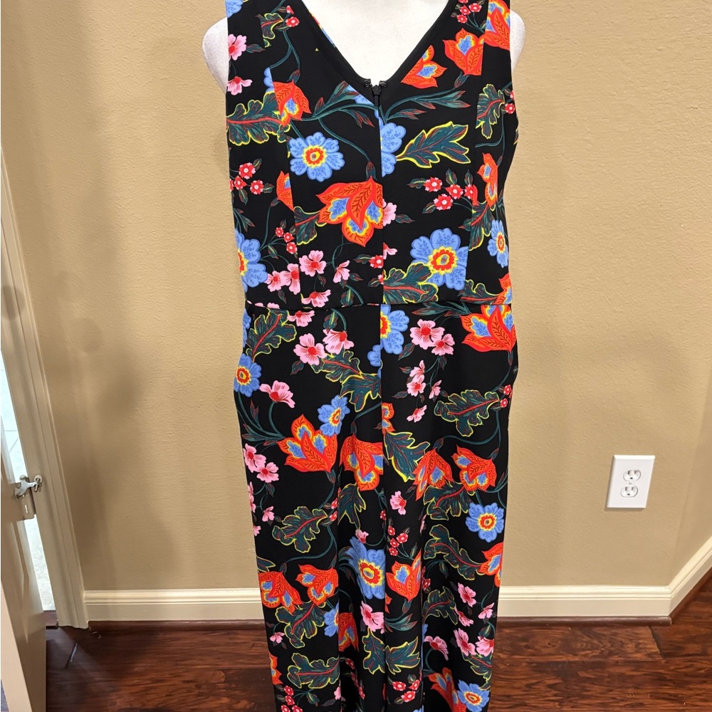 Floral Sleeveless Jumper  - Runs slightly large - Super adorable on!